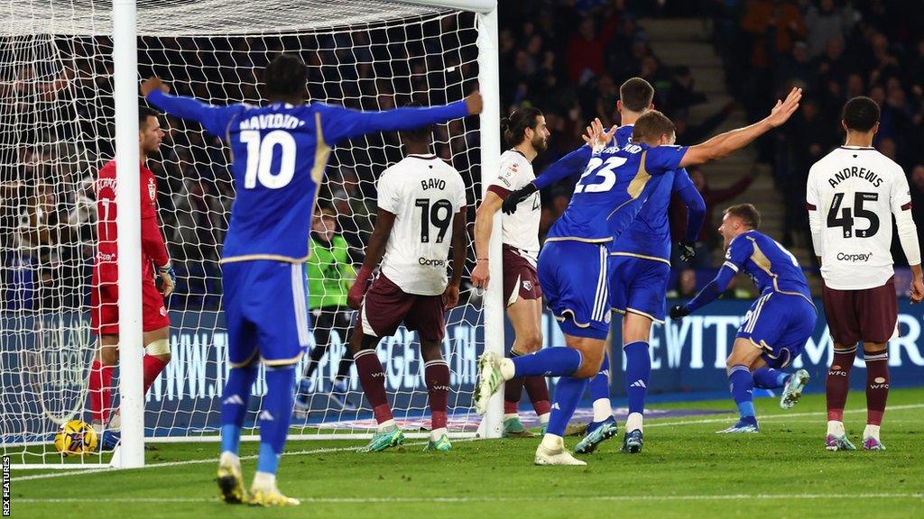 Jamie Vardy celebrates his first goal