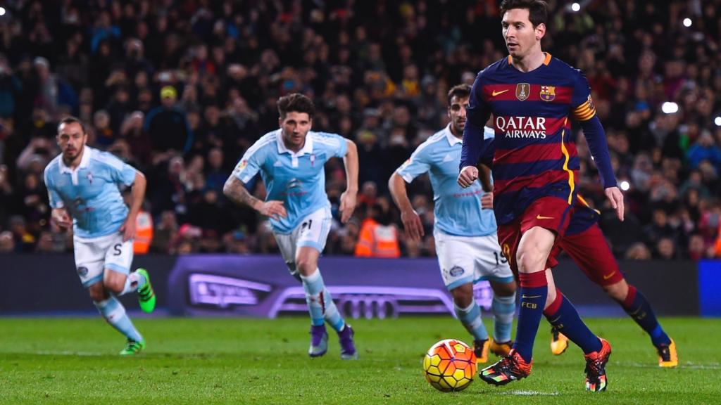 Lionel Messi passes instead of shoots while taking a penalty