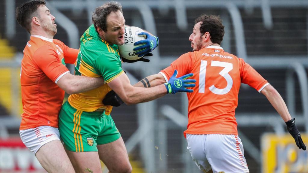 Donegal's Michael Murphy in possession against Armagh