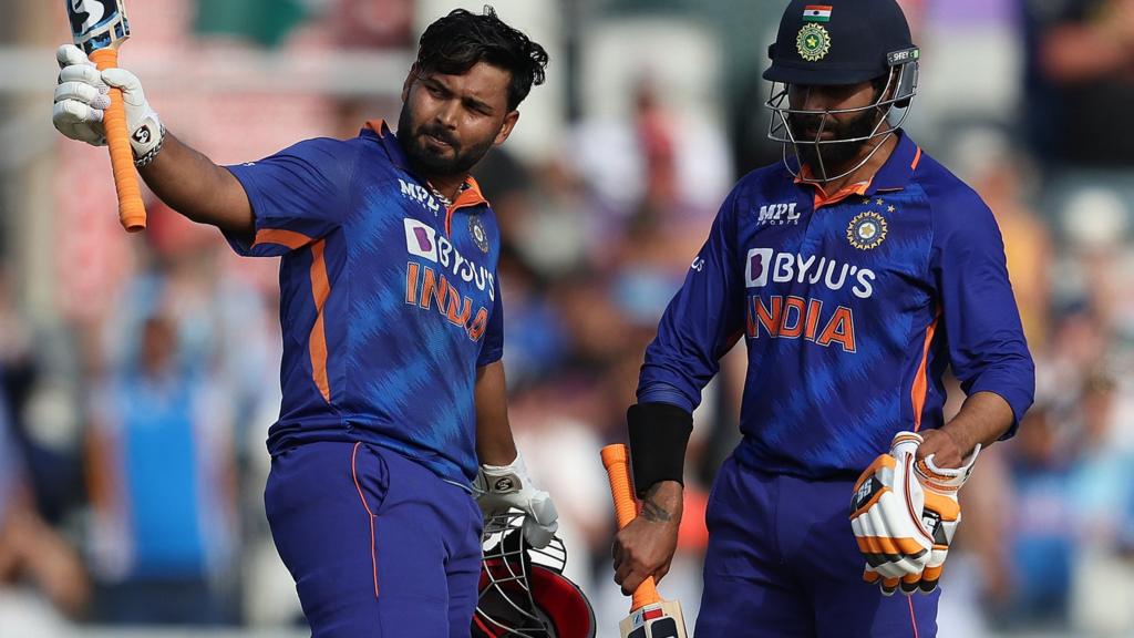 India batter Rishabh Pant (left) and Ravindra Jadeja (right)