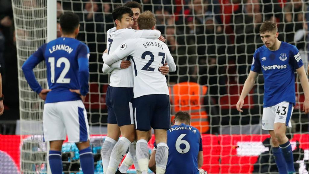 tottenham celebrate