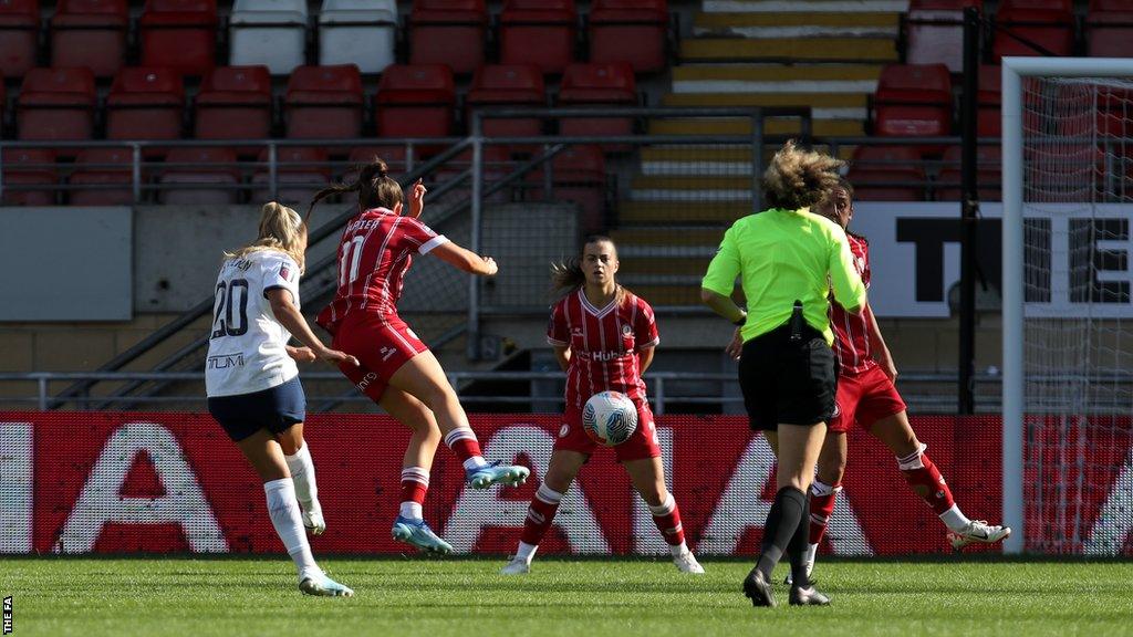 Olga Ahtinen scores for Tottenham