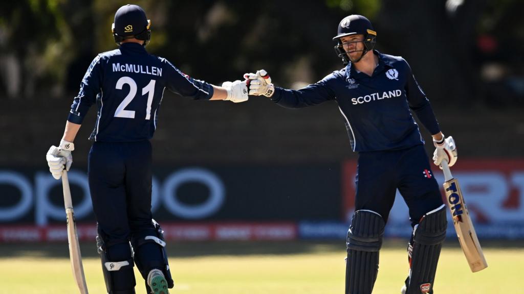 Brandon McMullen and Richie Berrington shared a partnership of 137 runs