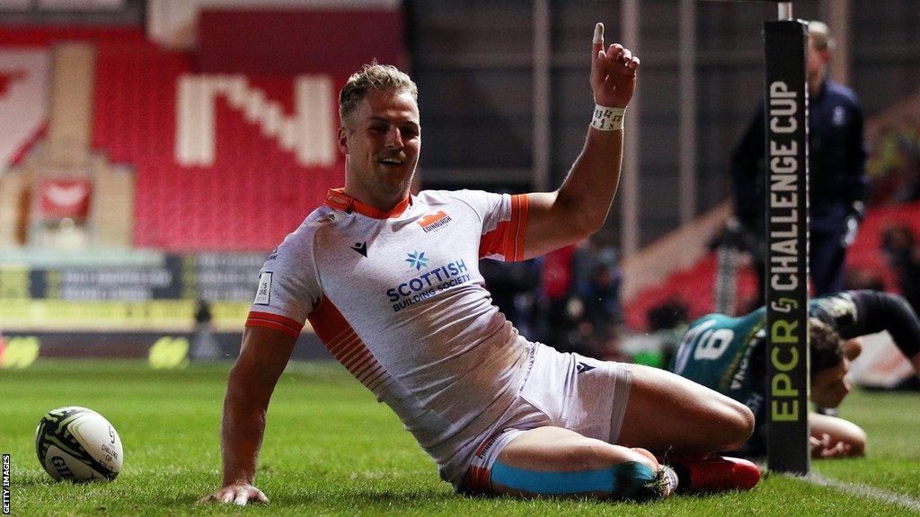 Duhan van der Merwe celebrates scoring in Llanelli