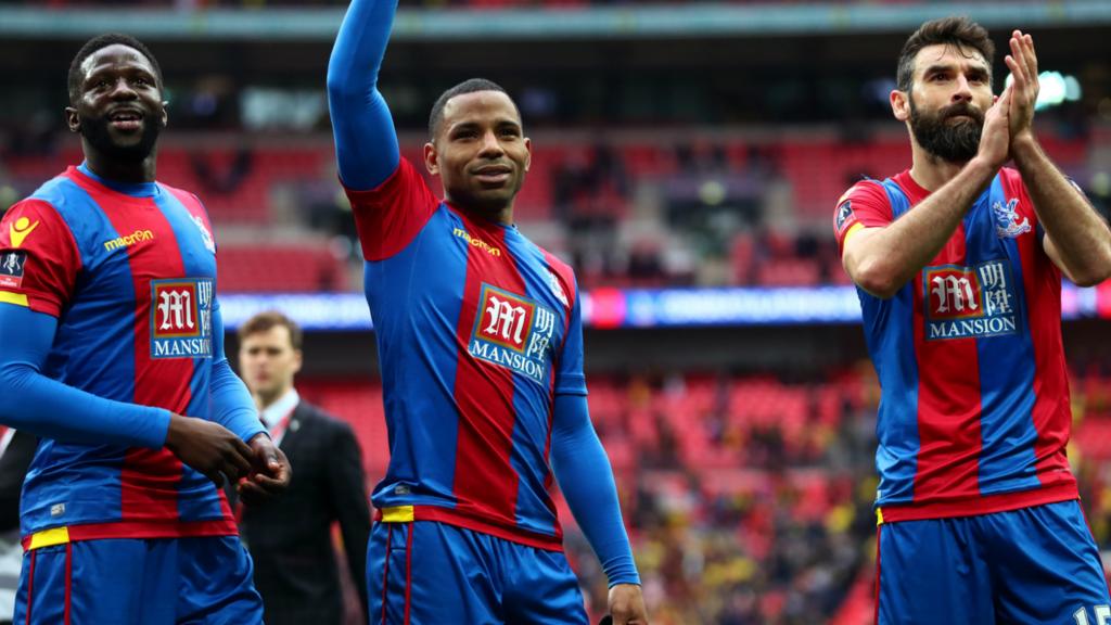 Bakary Sako, Jason Puncheon and Mile Jedinak