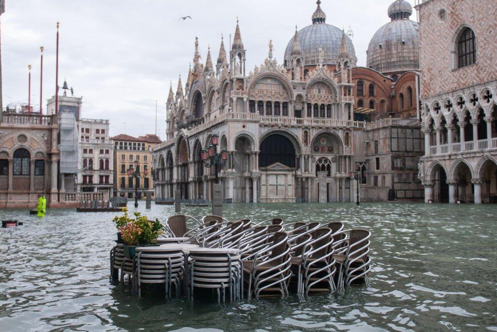 venice-flooded.