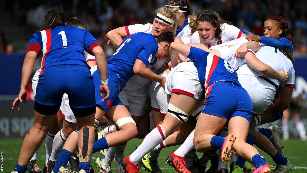 England maul against France