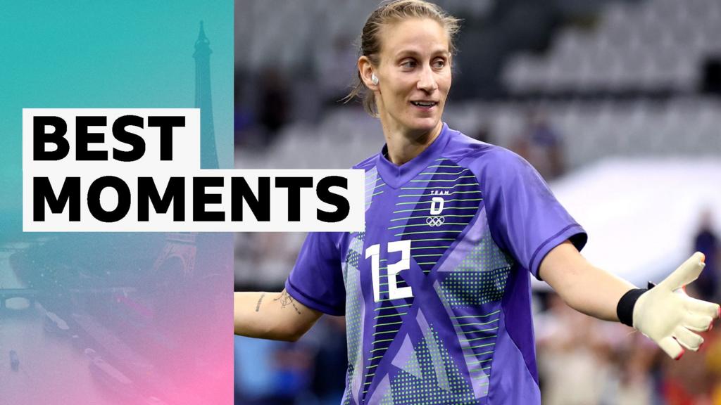 Goalkeeper puts on shooting boots - best moments from quarter-finals