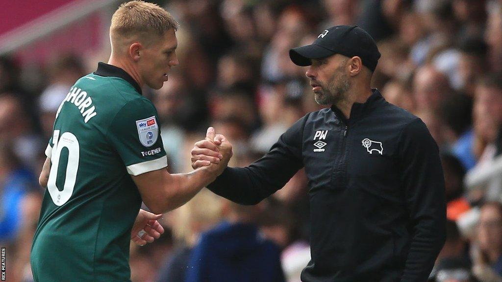 Martyn Waghorn (l) and Paul Warne