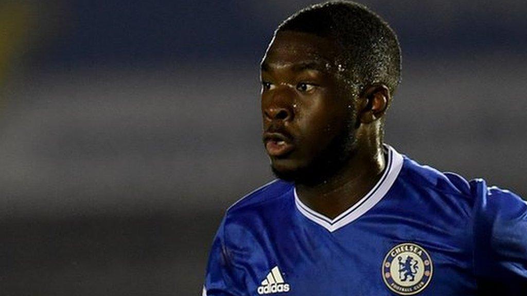 Thibaut Courtois: Chelsea goalkeeper misses training amid Real