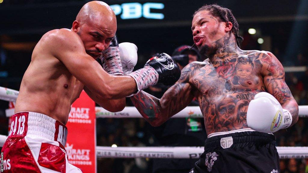 Gervonta Davis fights against Hector Luis Garcia