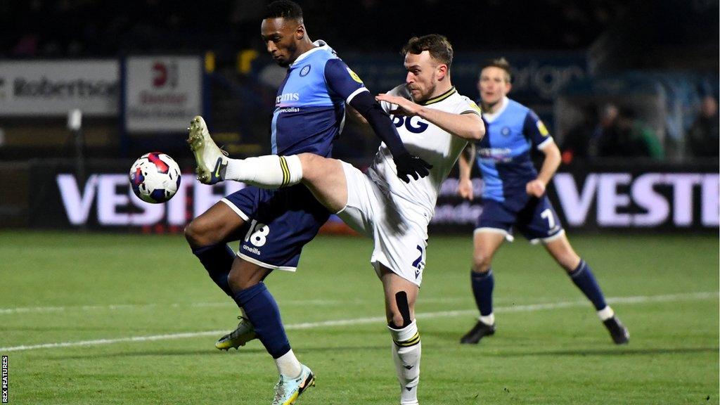 Oxford United defender Sam Long signs a new three-year contract to stay at the club.