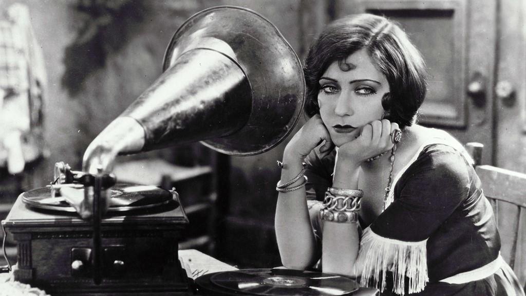 Gloria Swanson and her gramophone