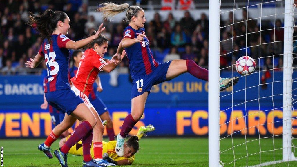 Alexia Putellas scores for Barcelona against Benfica