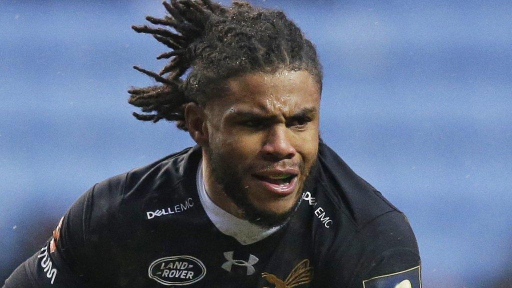 Kyle Eastmond carries the ball for Wasps