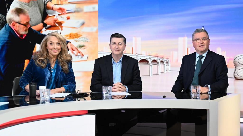 Panellists on Sunday with LK, 18 February 2024