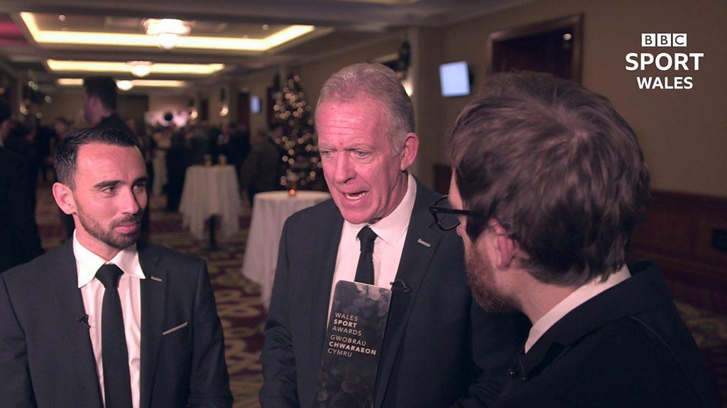 Elis James (R) with Alan Curtis (M) and Leon Britton (L)