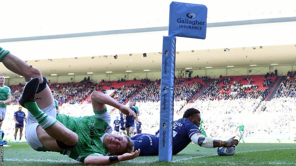 Virimi Vakatawa scores a try for Bristol