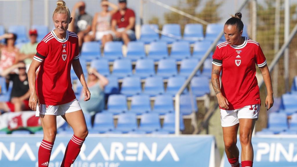 Wales' Sophie Ingle and Natasha Harding