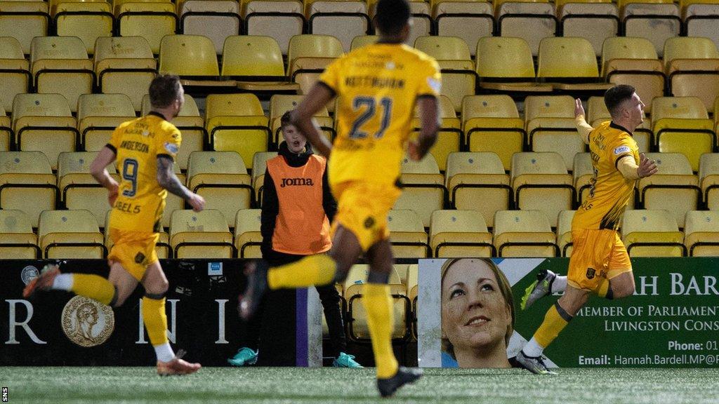 Dan MacKay's late winner gave Livingston their first win since 7 October