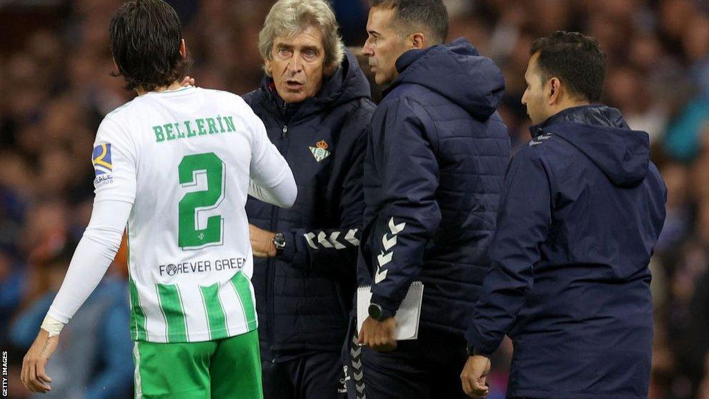 Hector Bellerin and Manuel Pellegrini