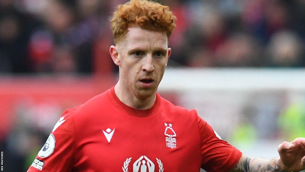 Jack Colback in action for Nottingham Forest