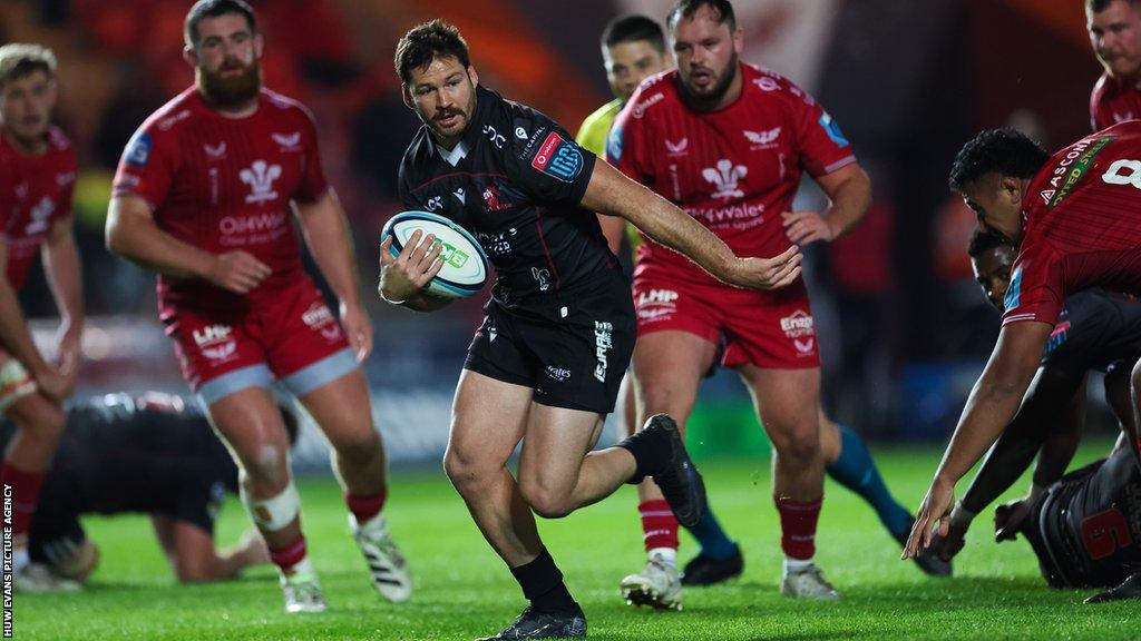 Marius Louw scored the opening Lions try against Scarlets