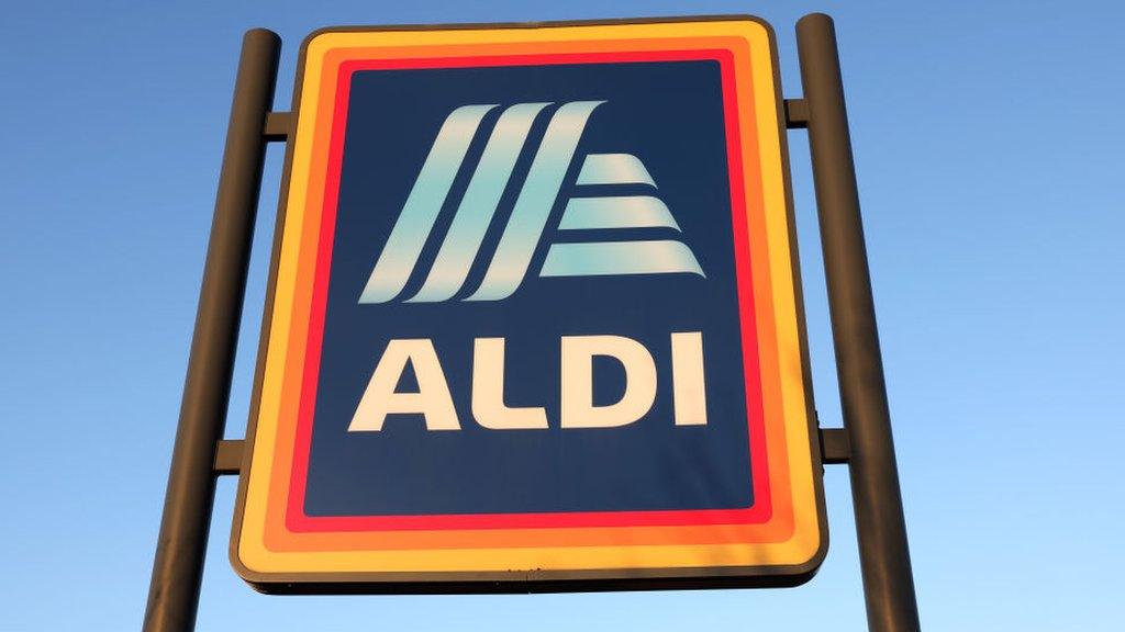 Aldi sign