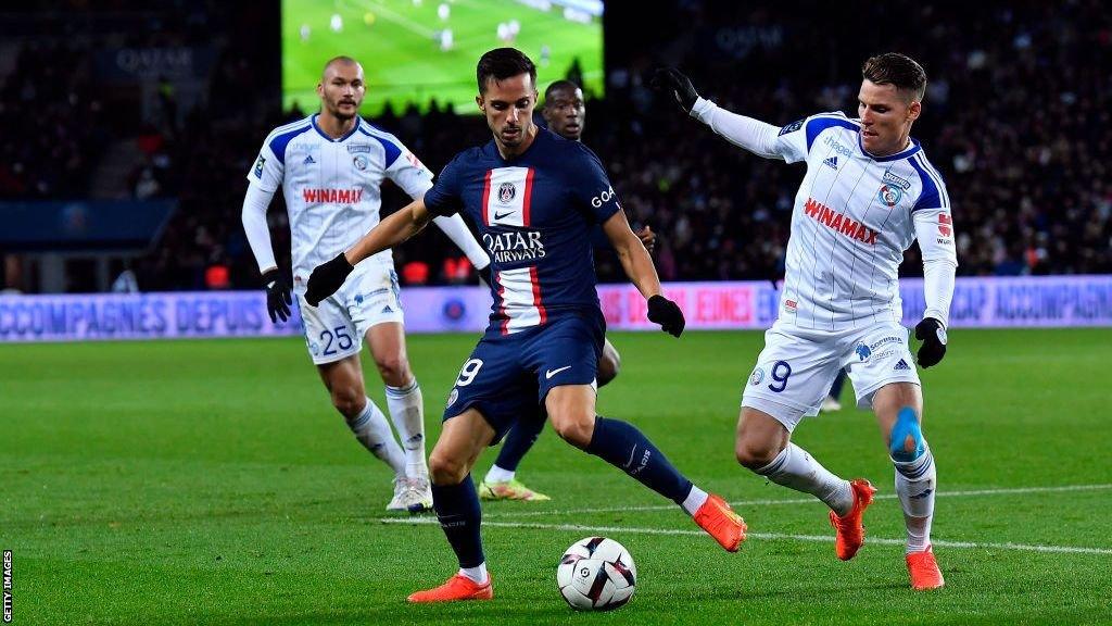 Pablo Sarabia playing for PSG