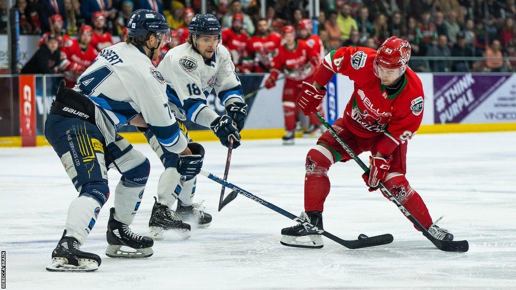 Cardiff Devils beat Coventry Blaze in the quarter-finals to reach the Elite League play-off finals weekend