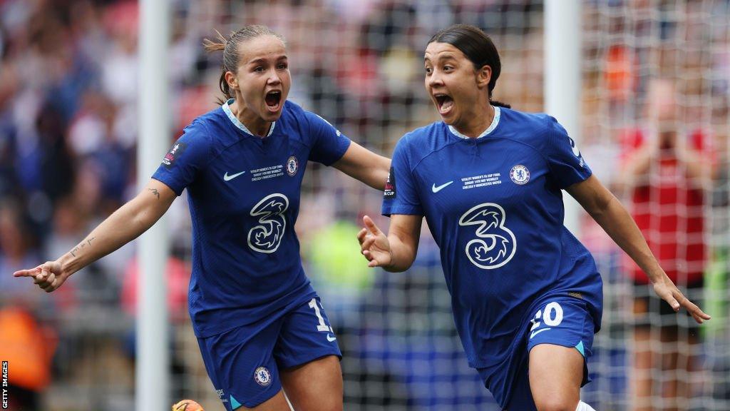 Sam, Kerr celebrates for Chelsea