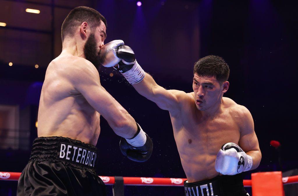 Artur Beterbiev gets punched in the face by Dmitry Bivol