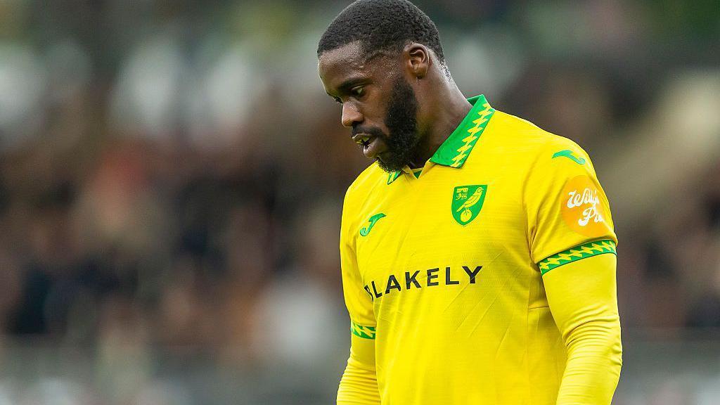 Jeffrey Schlupp looking gloomy