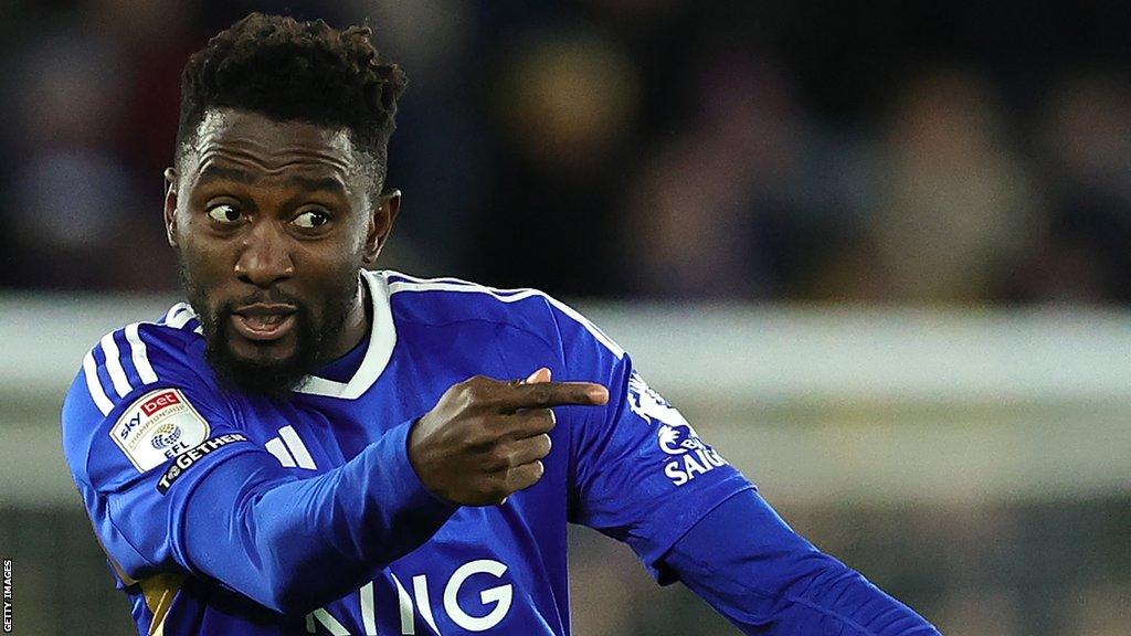 Wilfred Ndidi in action for Leicester City