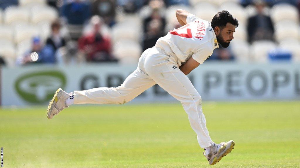 Zain ul Hassan bowls for Glamorgan