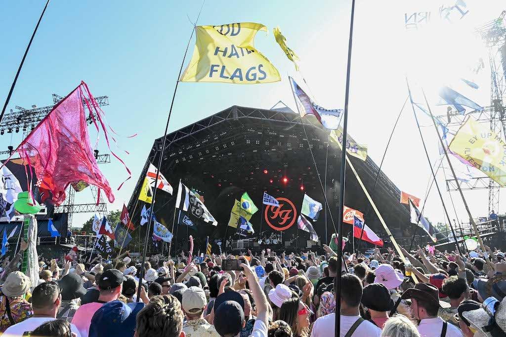 The audience for Foo Fighters