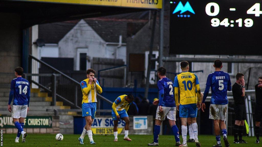 Full time as Torquay lose 4-0 at St Albans City