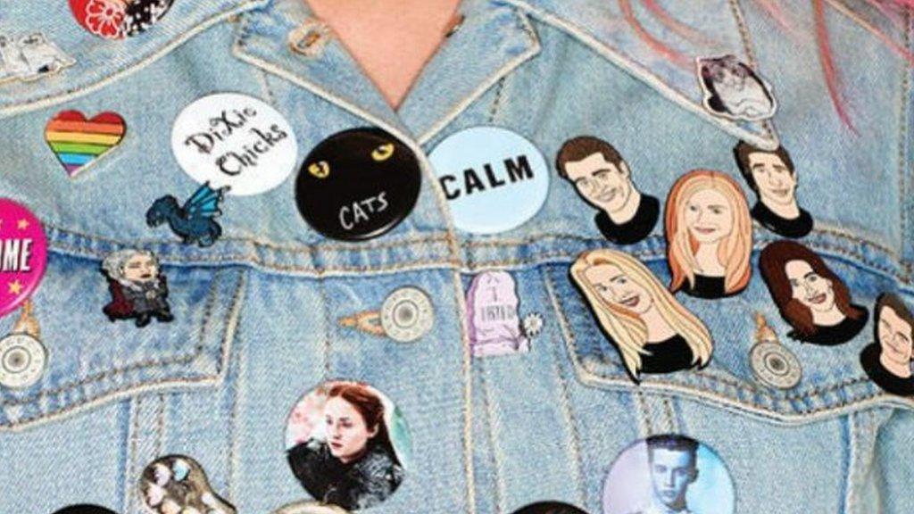 taylor-swift-badges