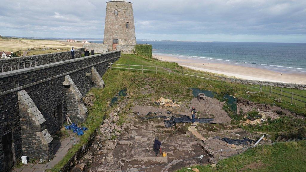 Ancient roundhouse discovered at Bamburgh Castle