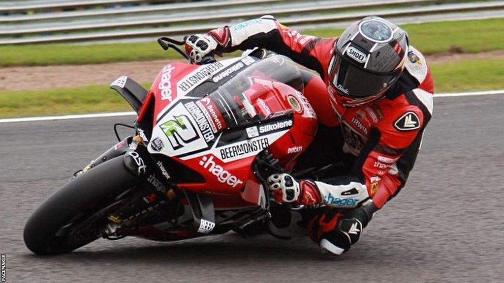 Glenn Irwin in action during the BSB round at Oulton Park