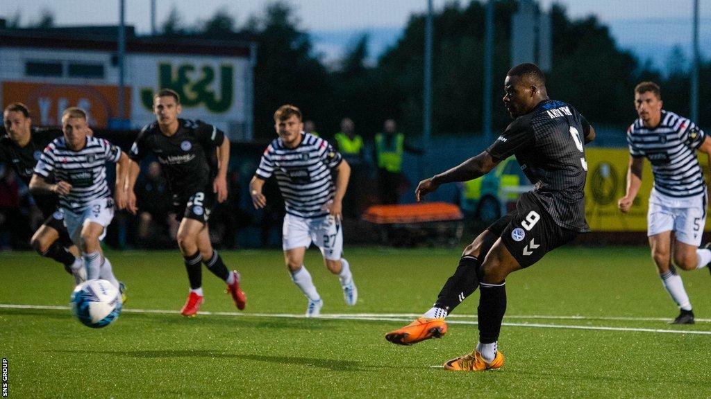 Dipo Akinyemi nets a late penalty to beat Queen's Park in August