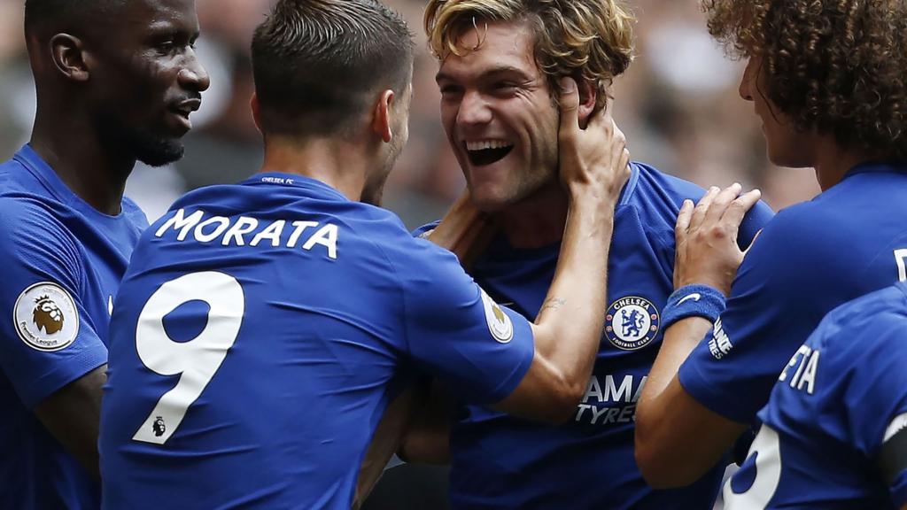 Marcos Alonso celebrates