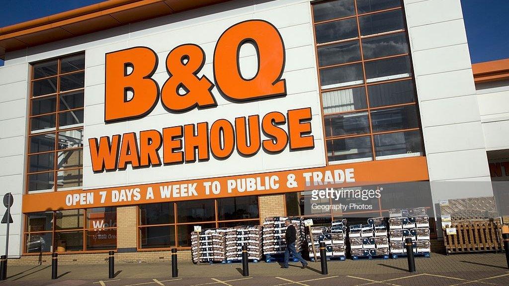 B&Q store