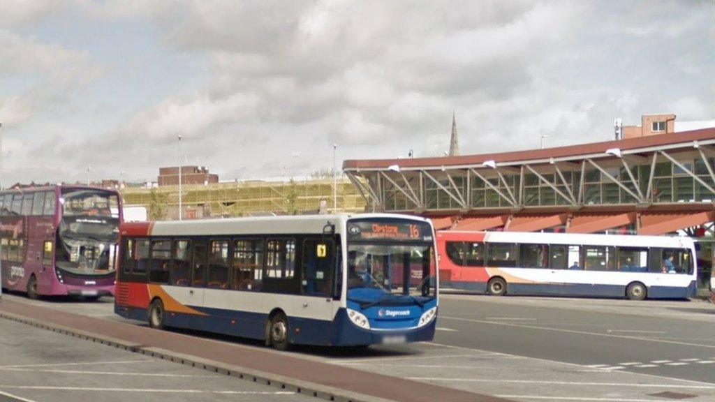 buses at mansfield bus station