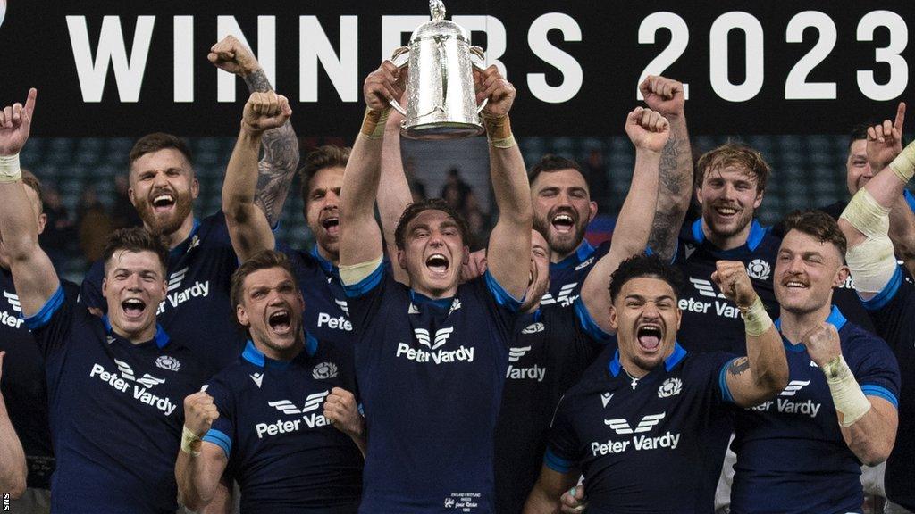 Duhan van der Merwe's late try gave Scotland back-to-back wins at Twickenham for the first time