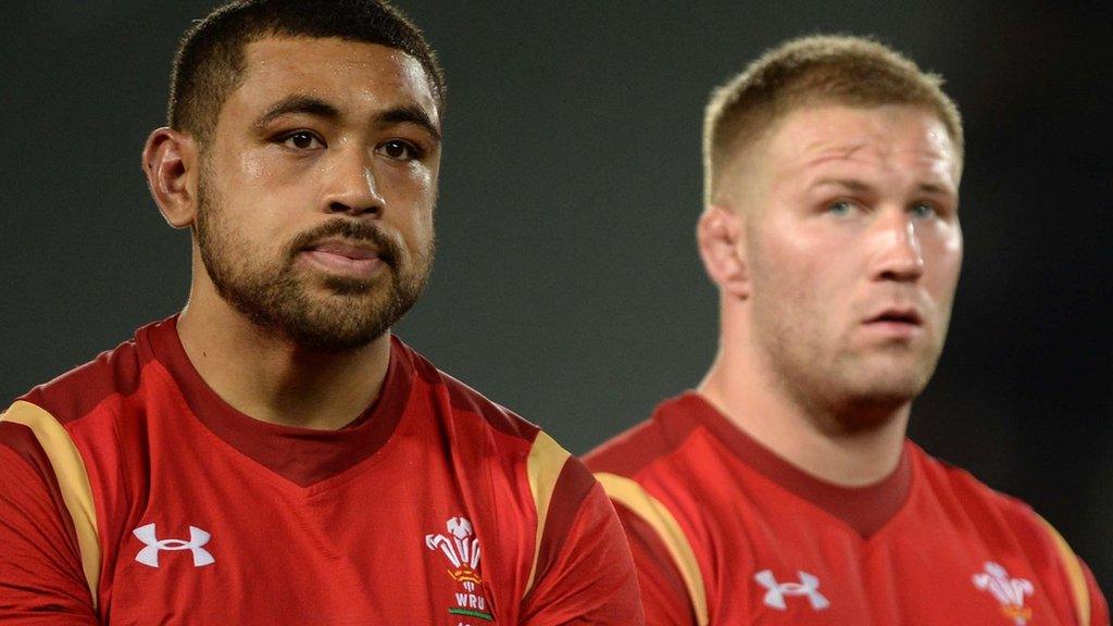 Taulupe Faletau and Ross Moriarty