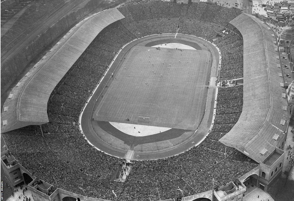 An aerial shot of Wembley during the international fixture between England and Scotland in April 1947
