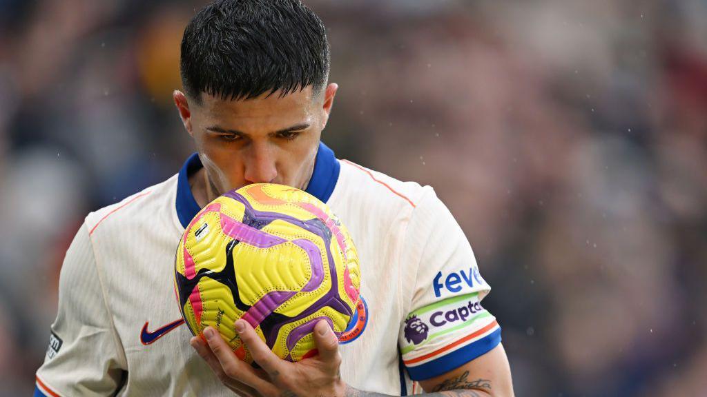 Enzo Fernandez playing for Chelsea