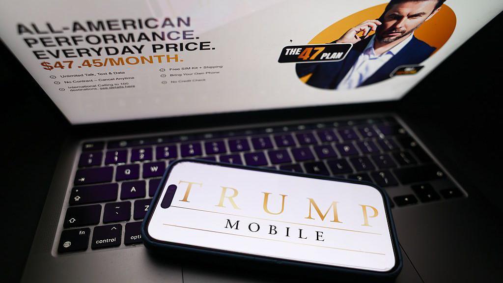 Trump Firm Launches Mobile Phone Venture
