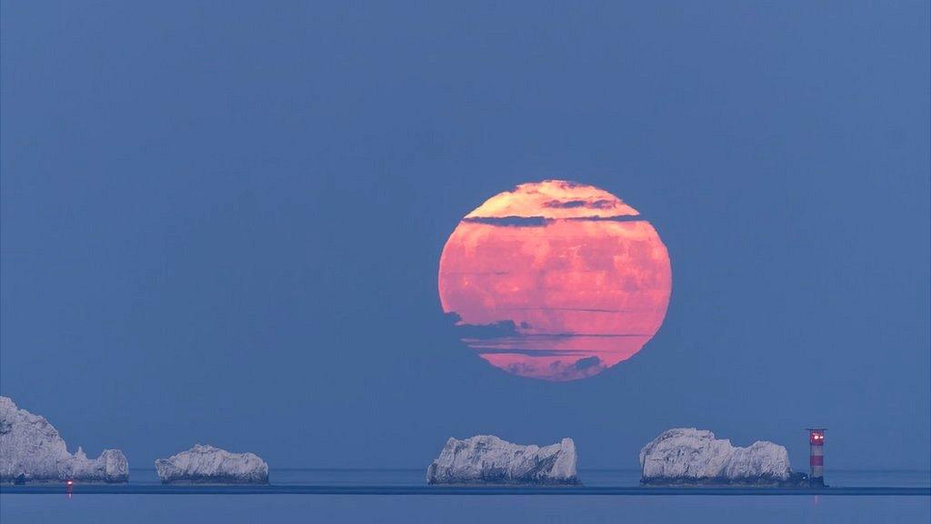 Supermoon over the Needles